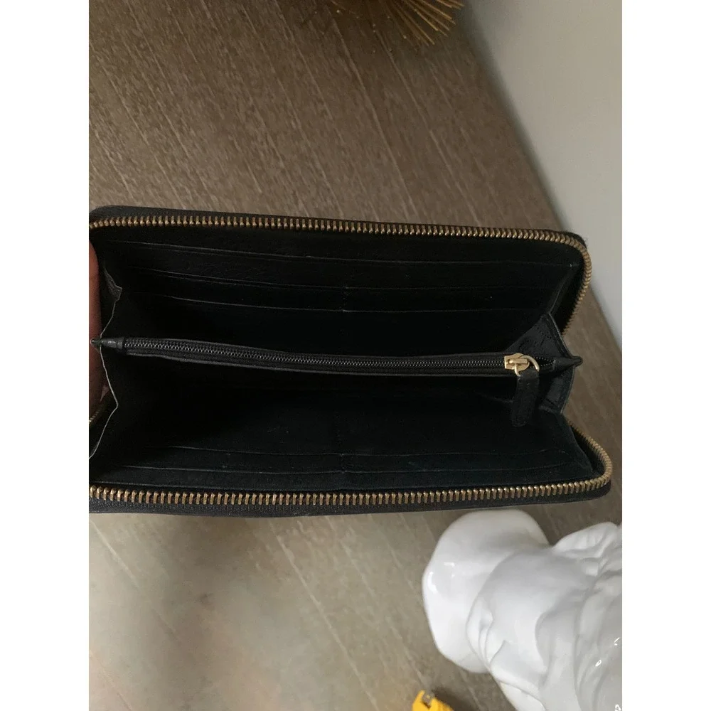 Michael Kors Black Leather Zip Around Continental Wallet Gold Logo Plaque